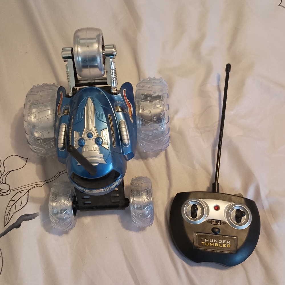 3/$10 🌟 Blue Stunt Remote Control Thunder Tumbler Car